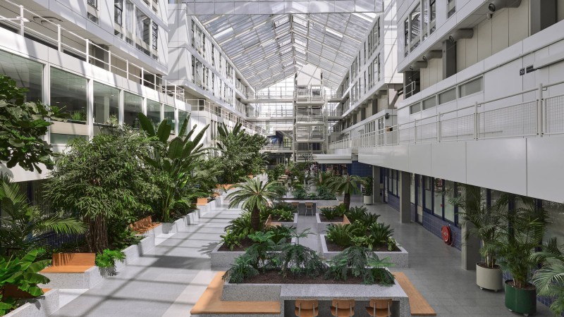 Dijklander Hospital Revitalization ，荷兰，bureau Ira Koers + Studio Roelof Mulder