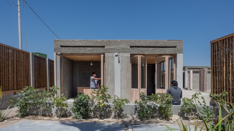 Santa Cruz de Villacuri社区的小学，秘鲁，Betsaida Curto Reyes + Atelier Ander Bados