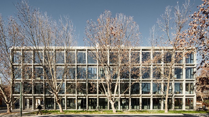 Pedagogy in Secondary Education School Universidad Católica，智利， Alberto Moletto + Sebastián Paredes