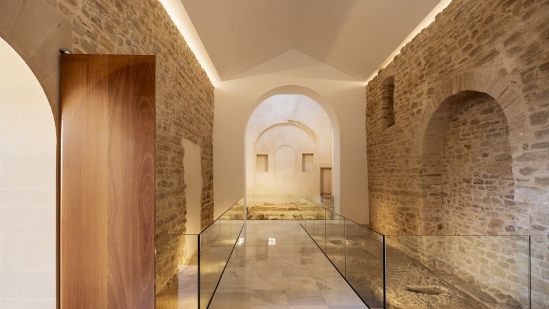 Santa Ana de Porcuna 教堂修复 ，西班牙， Pablo Millán