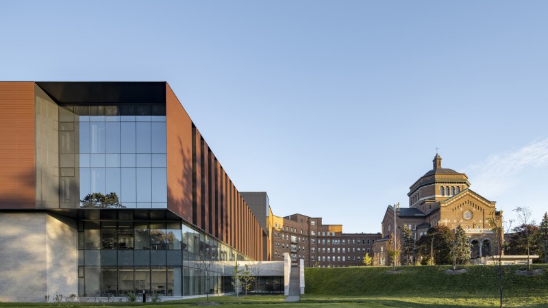 Sacré-Coeur de Montréal 医院，巴西， Provencher_Roy + Yelle Maillé et associés architectes