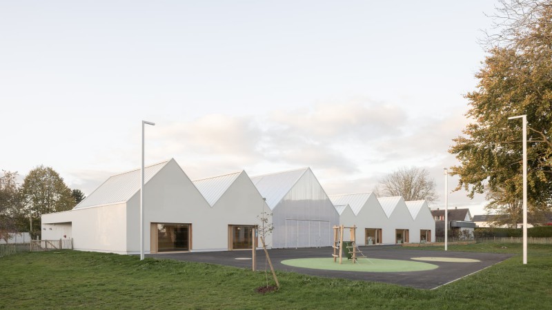 Saint-Ouen-Du-Tilleul 幼儿园 ，法国， ACAU Architectes