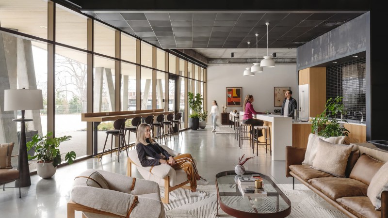 Eastbound Offices ，美国， West of West